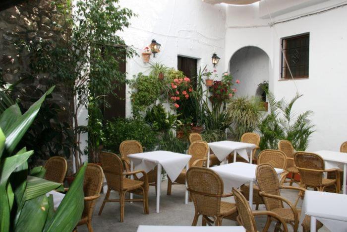 קוניל דה לה פרונטרה Hostal Torre De Guzman מראה חיצוני תמונה