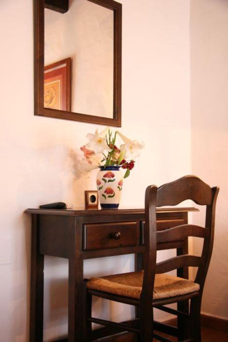 קוניל דה לה פרונטרה Hostal Torre De Guzman מראה חיצוני תמונה