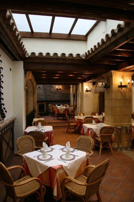 קוניל דה לה פרונטרה Hostal Torre De Guzman מראה חיצוני תמונה